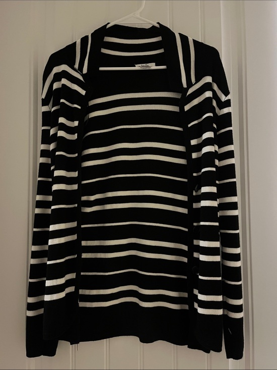 Isela Sweaters - Striped Open-Front Women’s Cardigan Sweater — Black & White